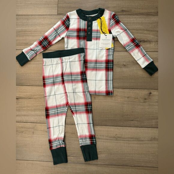 Hearth & Hand Other - NWT Hearth & Hand with Magnolia Christmas Holidays Pajama Set 3T plaid boy girl
